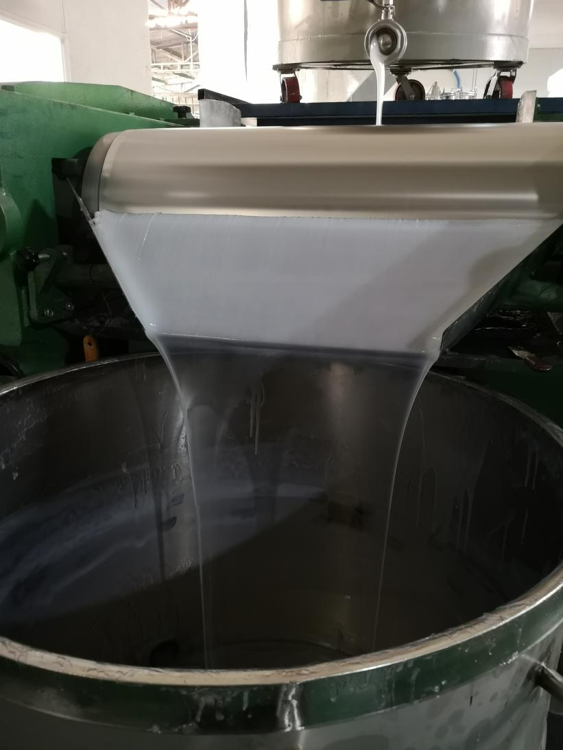 影響模具硅膠粘性因素有哪些？